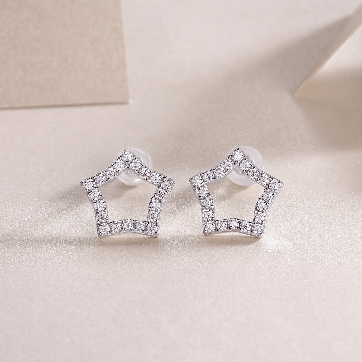 S925 Moissanite Sterling Silver Platinum-plated Earrings