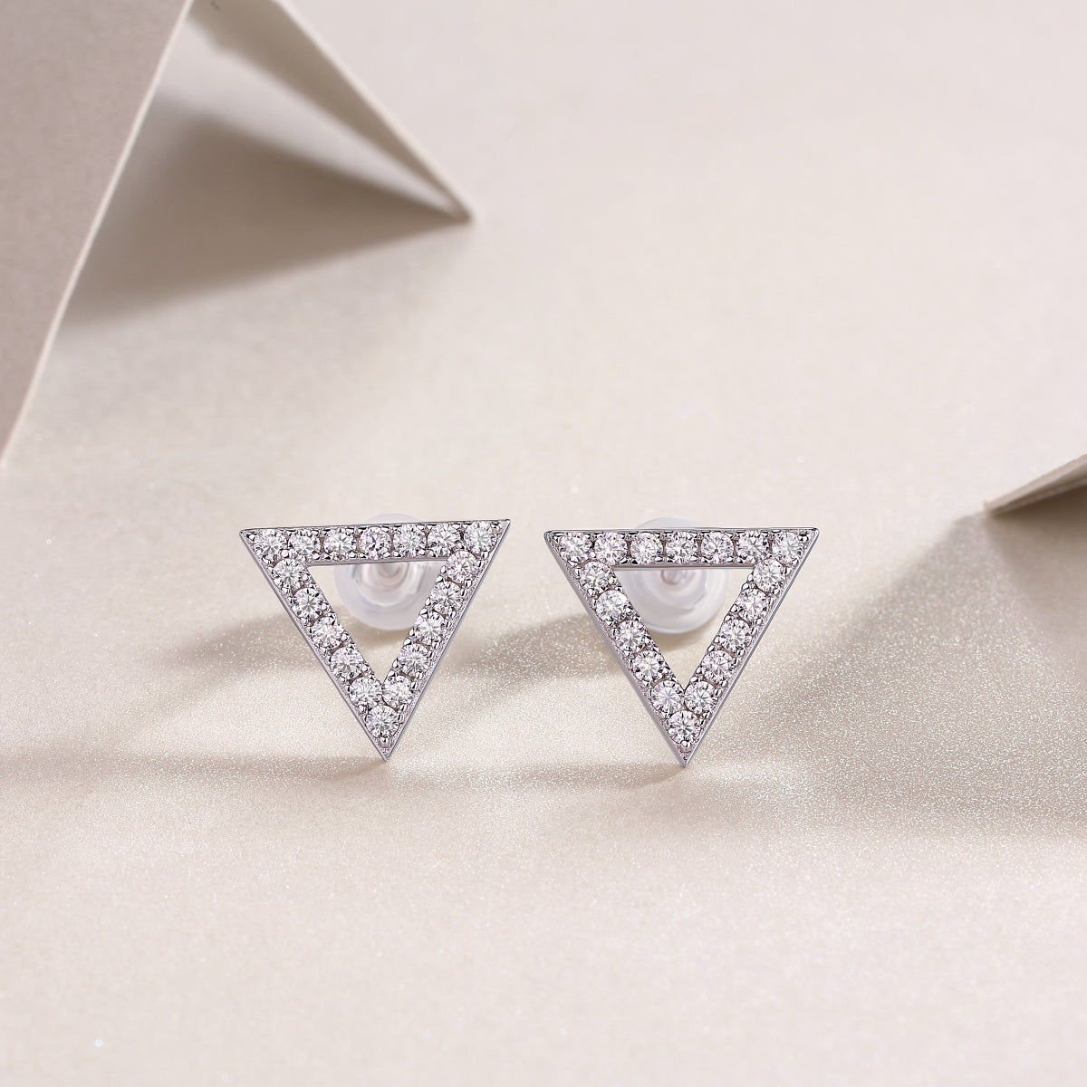 Unique Moissanite S925 Sterling Silver Platinum-plated Stud Earrings