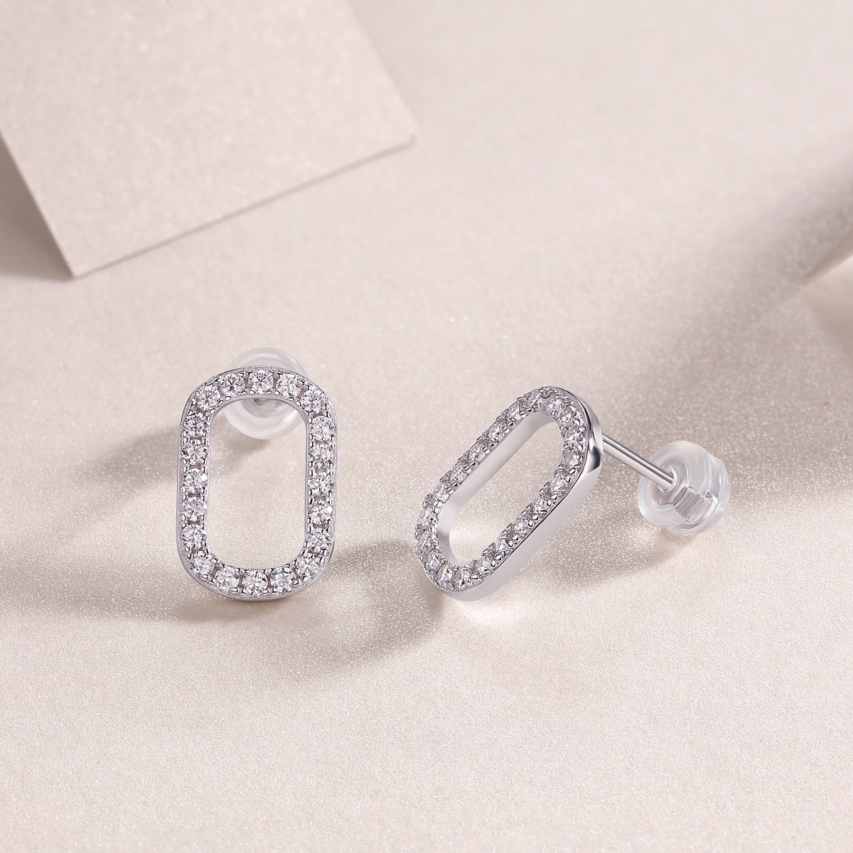 S925 Moissanite Sterling Silver Platinum-plated Stud Earrings