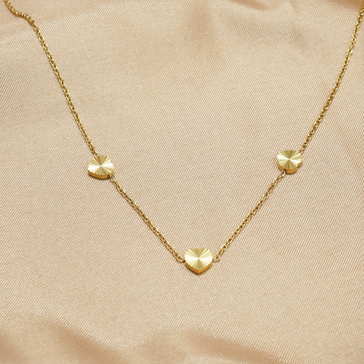 Lxalry – 18K Gold Plated Heart Necklace & Earrings Set